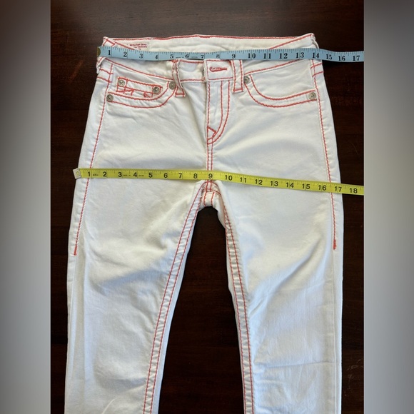 True Religion Jeans - Women’s Skinny Jeans. White with Red Stitching. Size 27 - Picture 8 of 9